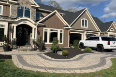 Paver walkway with Inlay