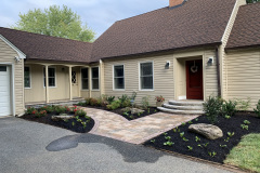 Paver walkway with Boarder