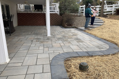 Paver Patio with Boarder